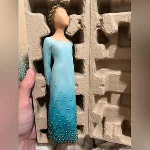 New in box - Willow Tree Collectible - Radiance (Signature collection)